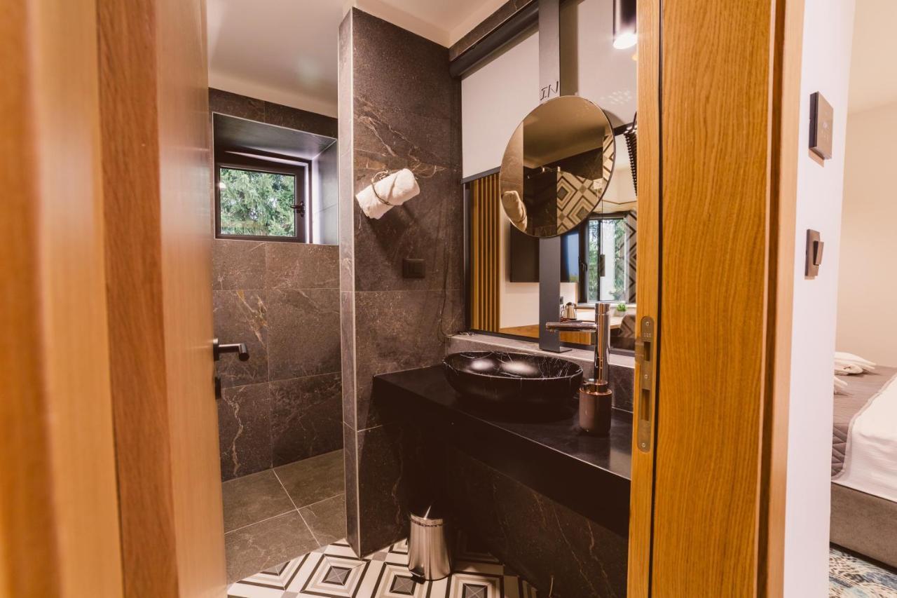 Boutique Anoma 4*
